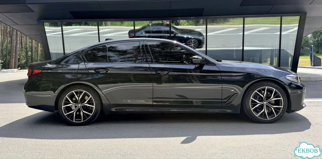 BMW 5 серия 3.0 AT, 2021, 73 500 км фото 3