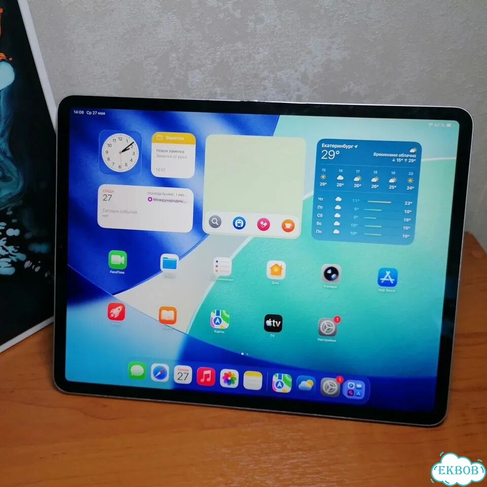 iPad Pro 12.9 (3-го поколения) 64 Гб Wi-Fi фото 2