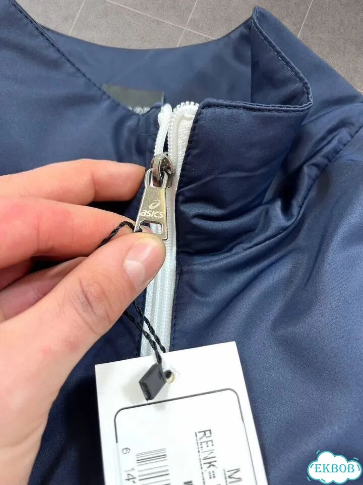 Спортивные костюмы Asics фото 3