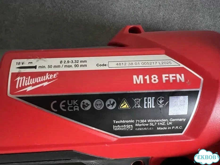 Акум. гвоздозабиватель Milwaukee M18 FFN фото 7