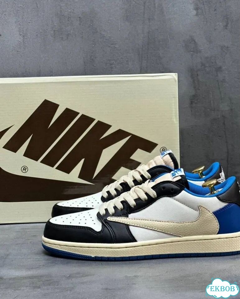 Кроссовки Nike Air Jordan 1 Low Travis Scott фото 2