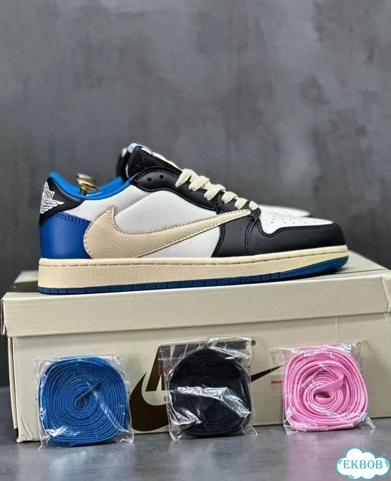Кроссовки Nike Air Jordan 1 Low Travis Scott фото 3