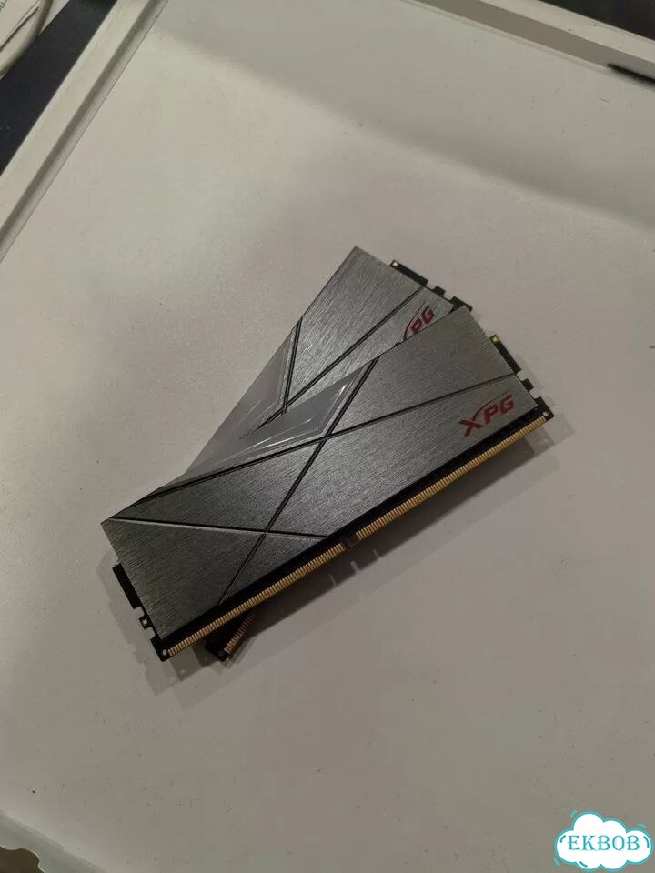 XPG 16gb ddr4 3600Mhz RGB фото 2