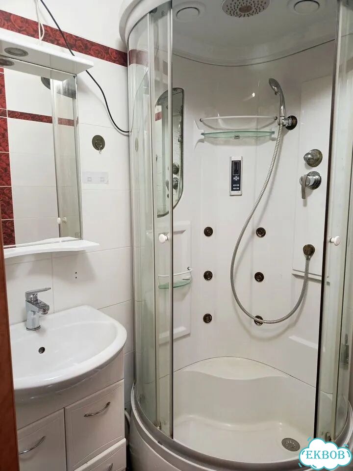 2-к. квартира, 42 м², 4/5 эт. фото 8