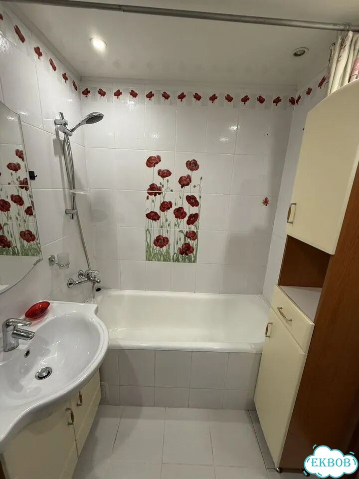 2-к. квартира, 58 м², 4/10 эт. фото 18