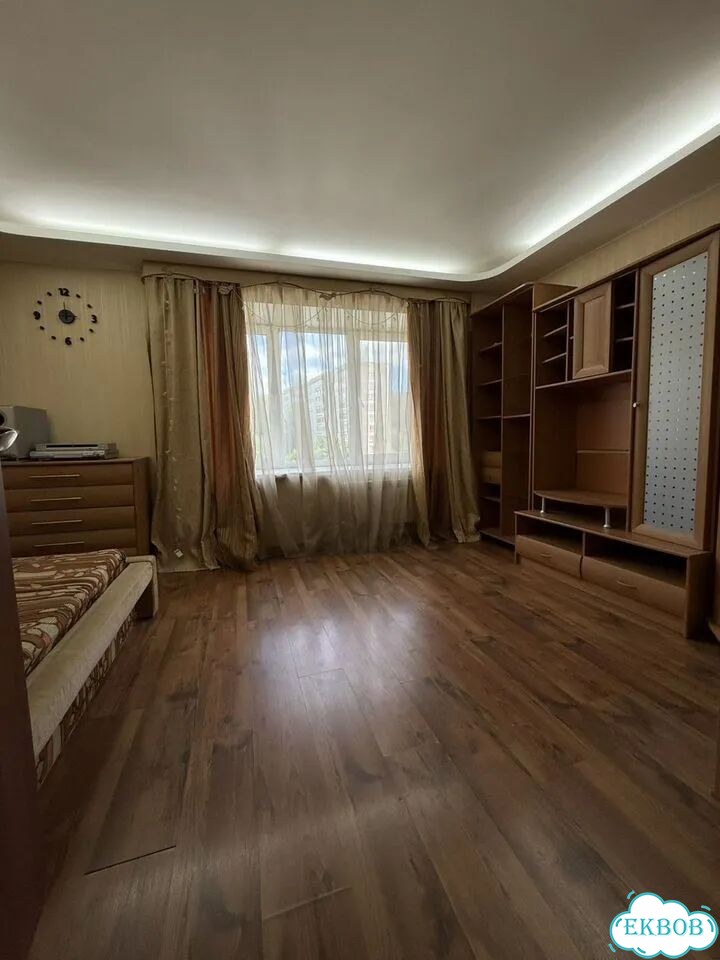 2-к. квартира, 58 м², 4/10 эт. фото 2