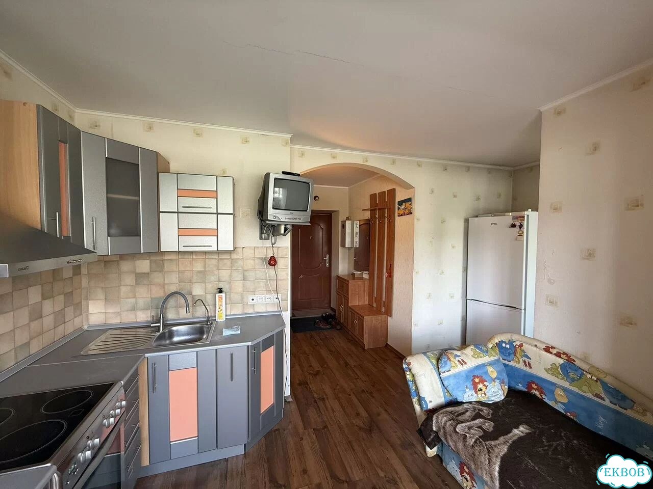 2-к. квартира, 58 м², 4/10 эт. фото 5
