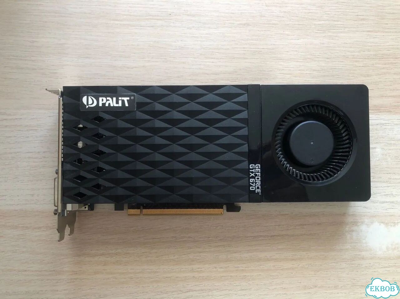 Видеокарта Palit GeForce GTX 670 фото 1