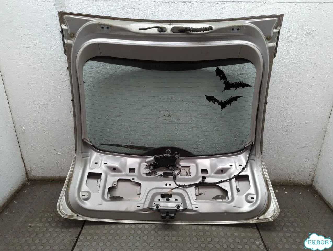 Крышка багажника Ford Focus 2 фото 8