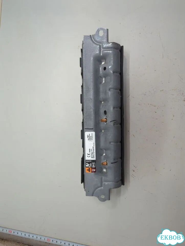 Подушка безопасности коленная Chevrolet Volt фото 2
