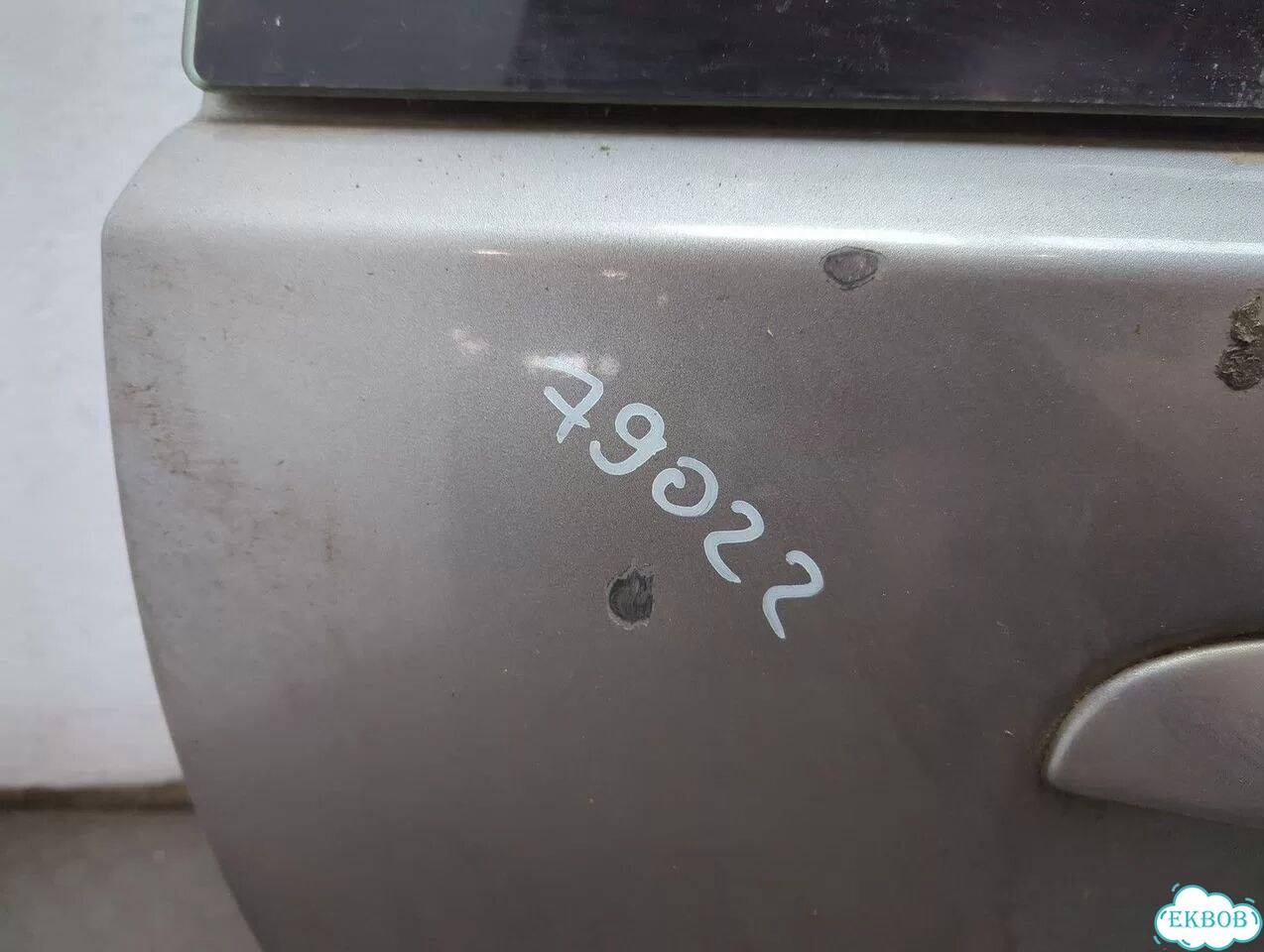 Крышка багажника Jeep Grand Cherokee фото 9