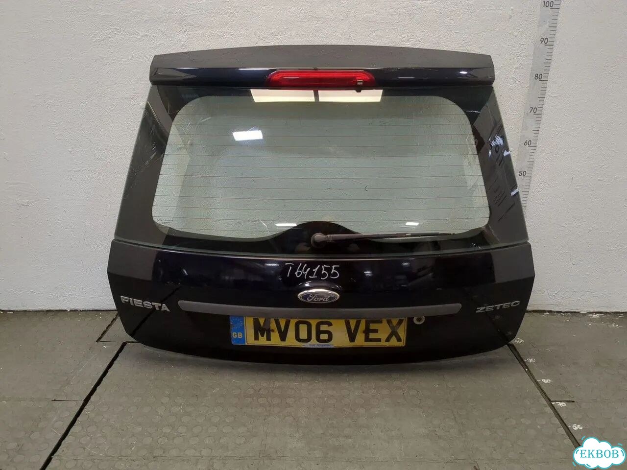 Крышка багажника Ford Fiesta фото 1