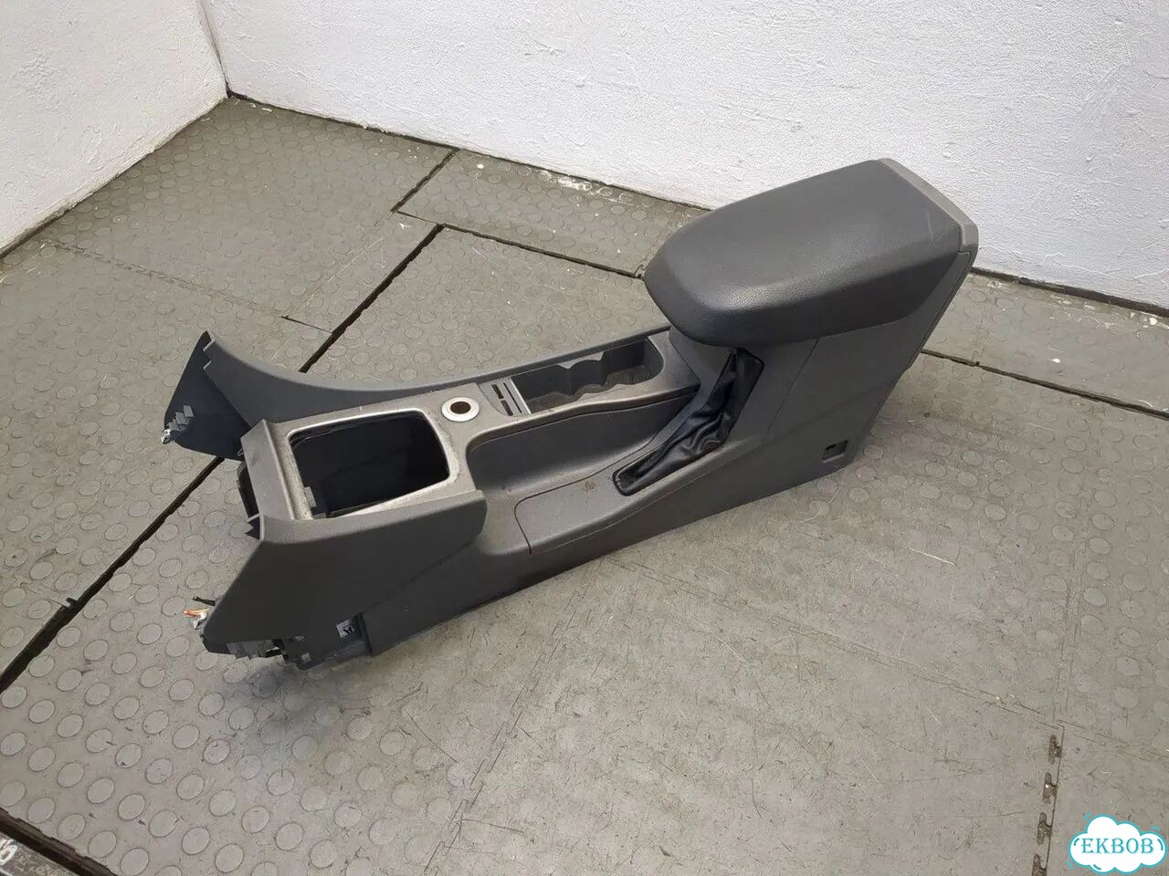 Консоль салона Ford Focus 2 фото 4