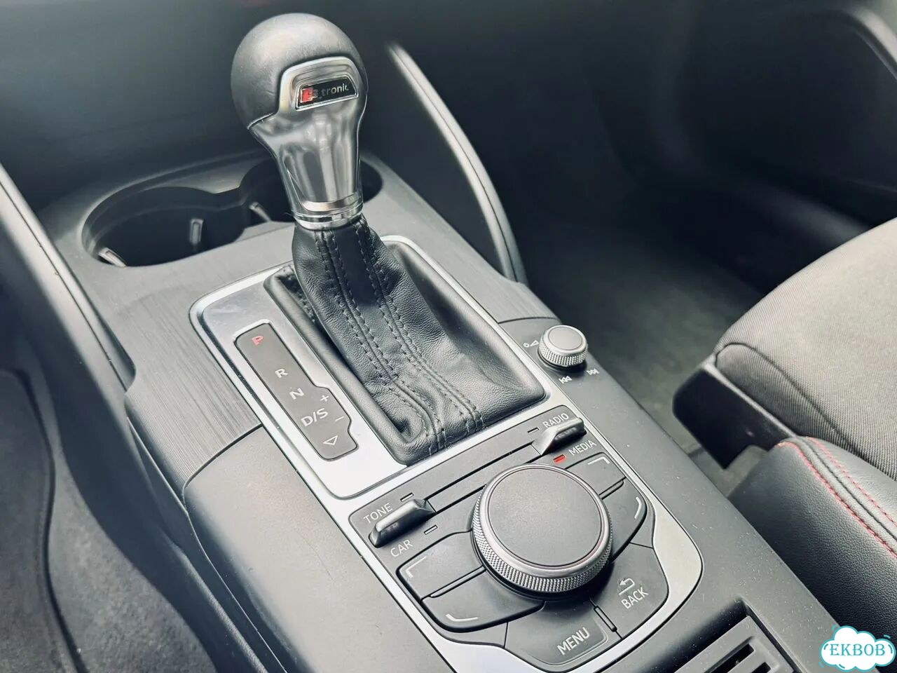Audi A3 1.4 AMT, 2015, 111 900 км фото 24