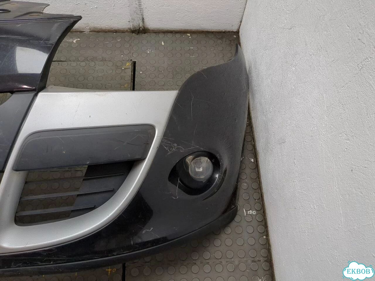 Бампер передний Renault Megane 3 фото 2