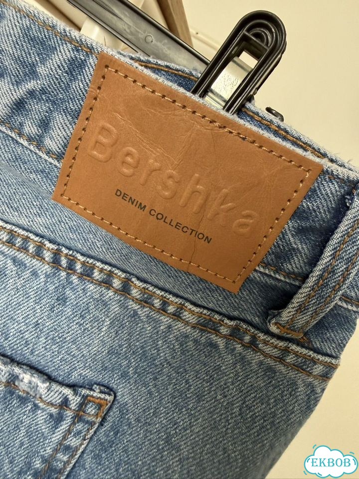 Джинсы bershka широкие новые размер 50 us12 фото 3