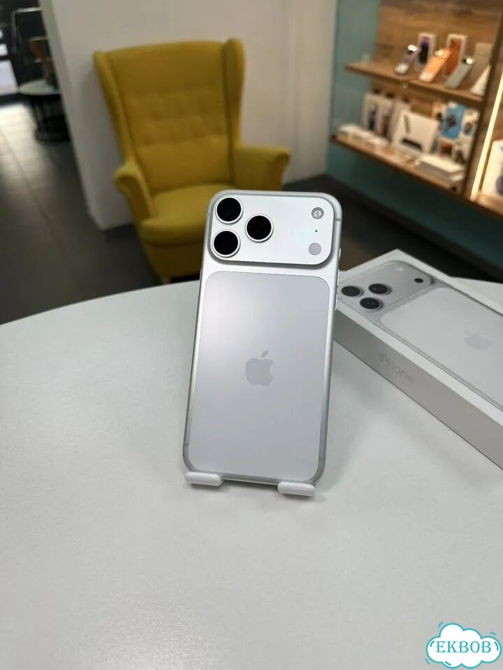 iPhone 17 Pro Max, 256 ГБ, SIM + eSIM фото 1