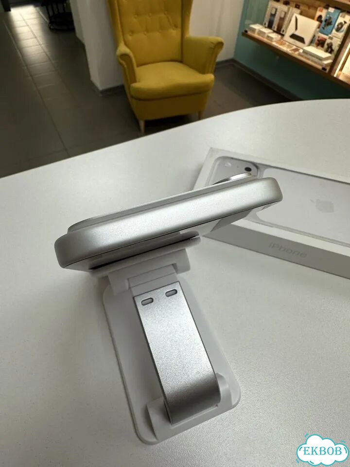 iPhone 17 Pro Max, 256 ГБ, SIM + eSIM фото 8