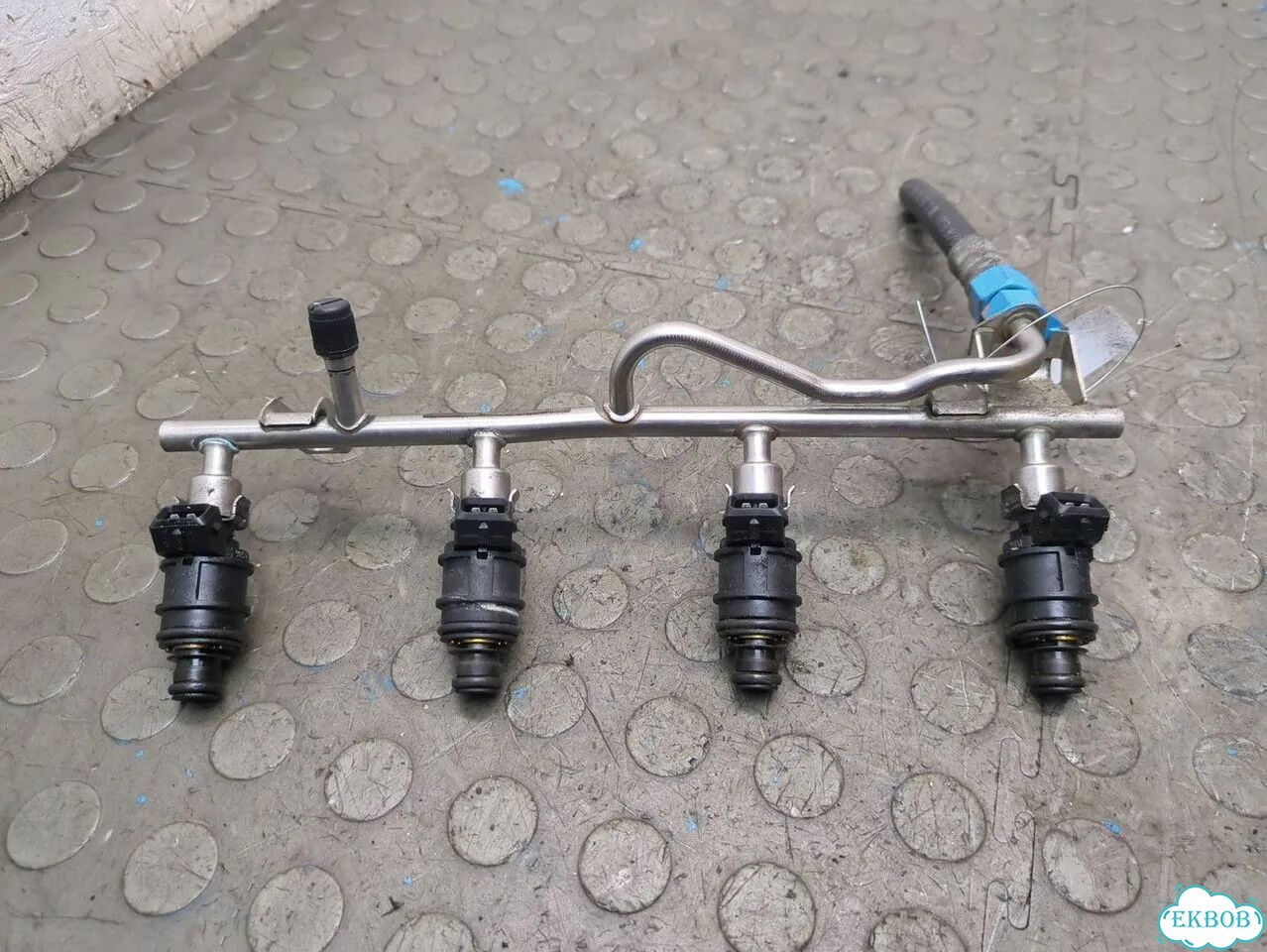 Форсунка топливная Opel Astra H фото 2