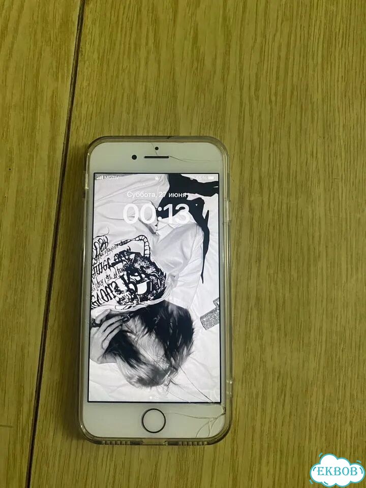 iPhone 8, 64 ГБ, 1 SIM фото 1