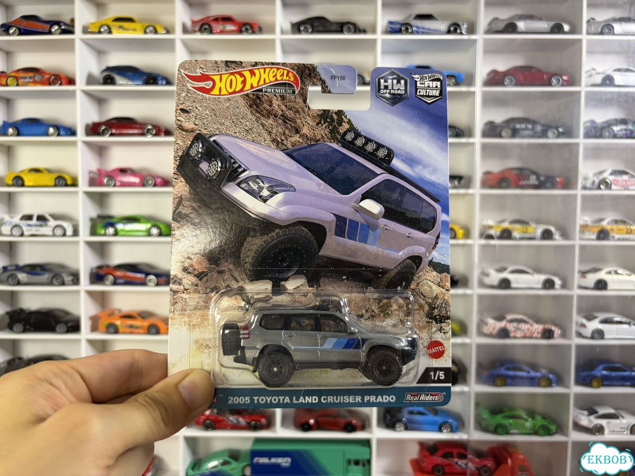 Hot Wheels Premium 2005 Toyota Land Cruiser Prado фото 1