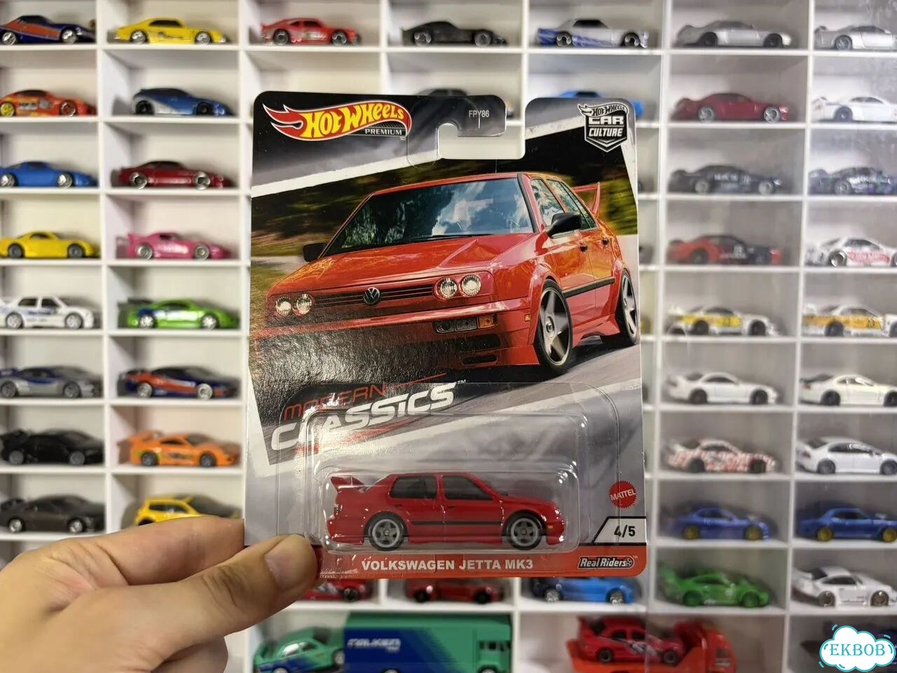 Hot Wheels Premium Volkswagen Jetta MK3 фото 1