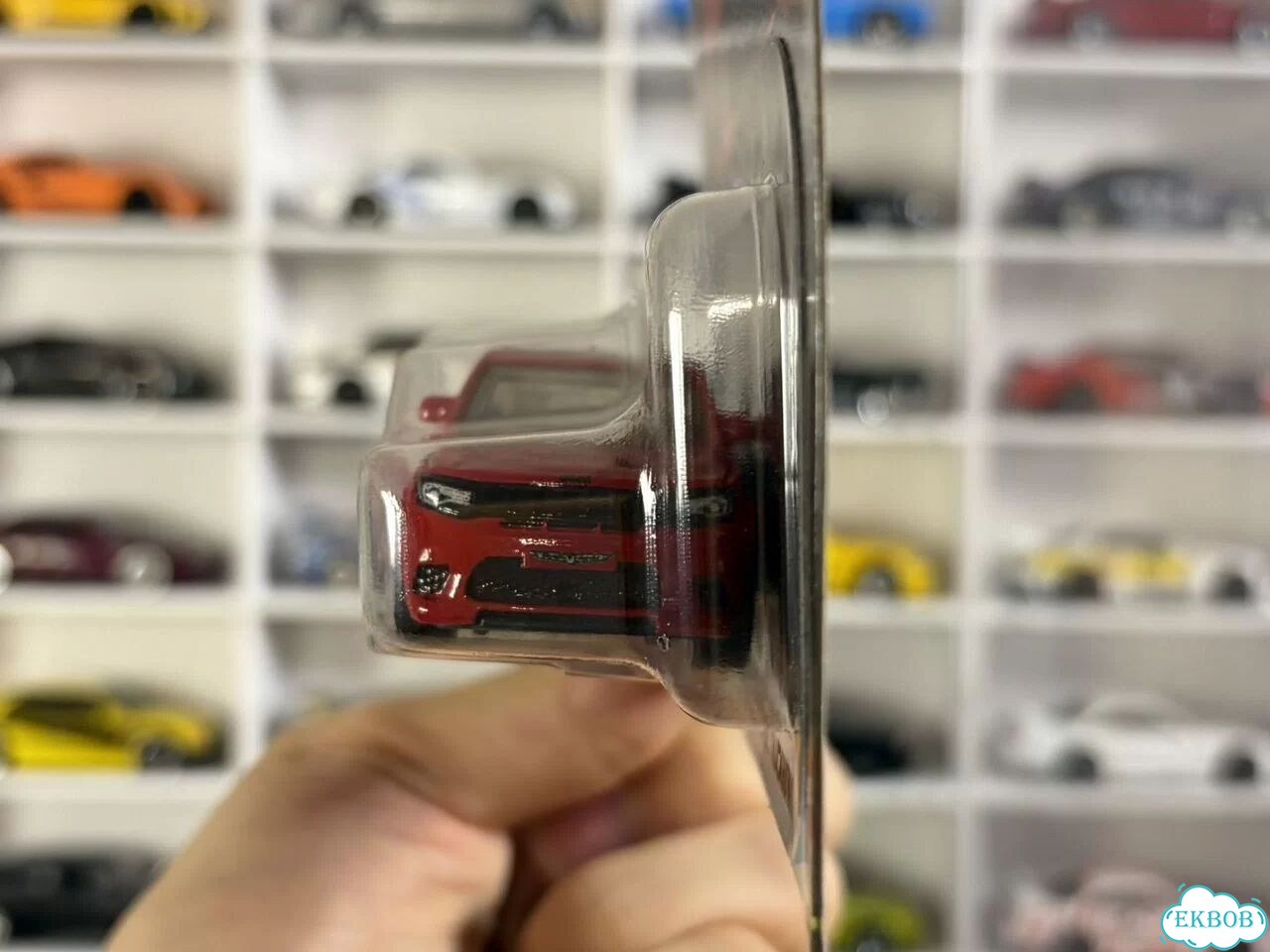 Hot Wheels Premium 2019 Jeep Grand Cherokee фото 6