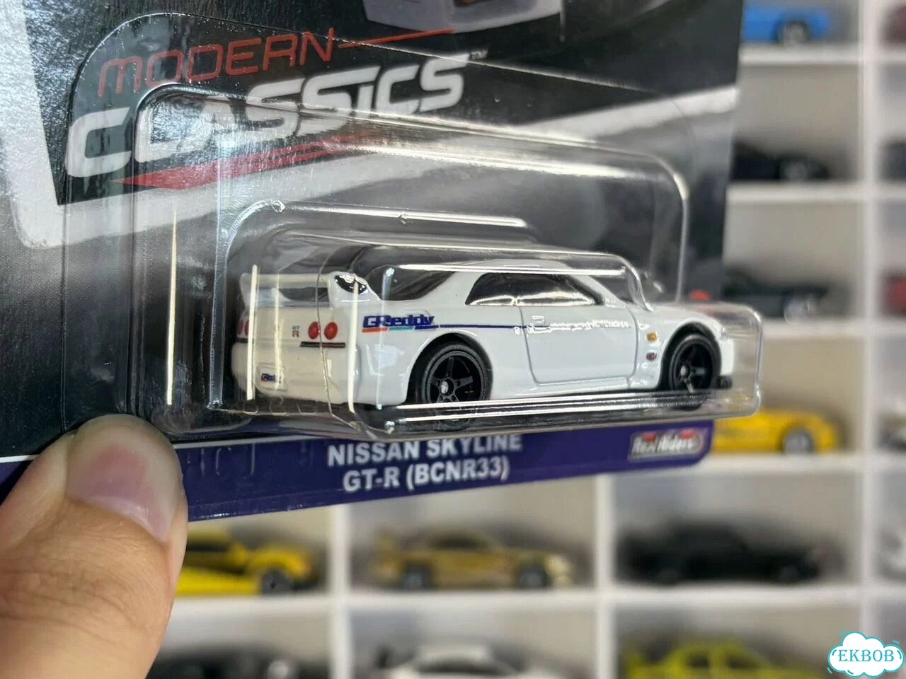 Hot Wheels Premium Nissan Skyline GT-R (R33) фото 3