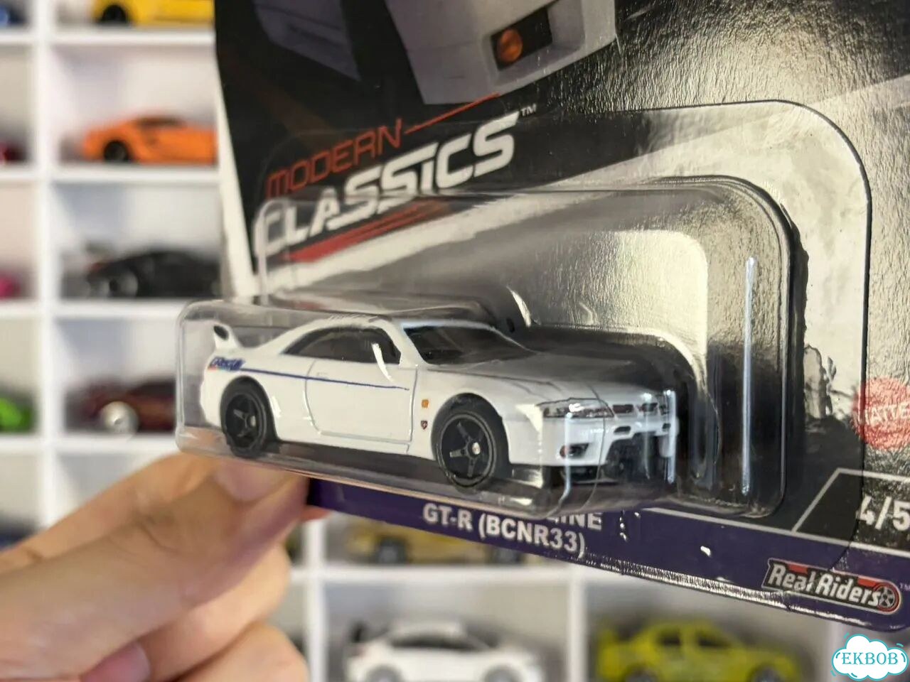 Hot Wheels Premium Nissan Skyline GT-R (R33) фото 5