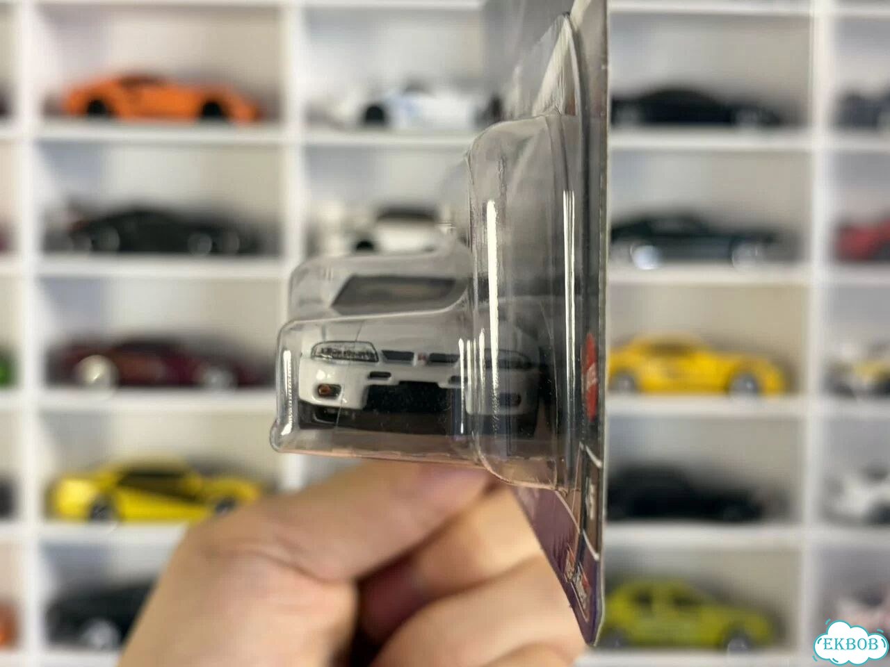 Hot Wheels Premium Nissan Skyline GT-R (R33) фото 6
