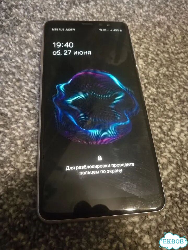 Samsung Galaxy A8+, 4/32 ГБ, 2 SIM фото 1