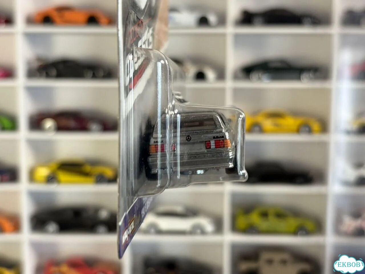 Hot Wheels Premium 1990 Mercedes-Benz 190E фото 2