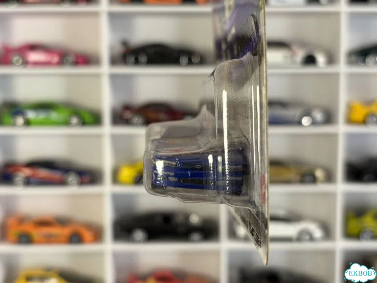 Hot Wheels Premium 1999 Nissan Maxima фото 6