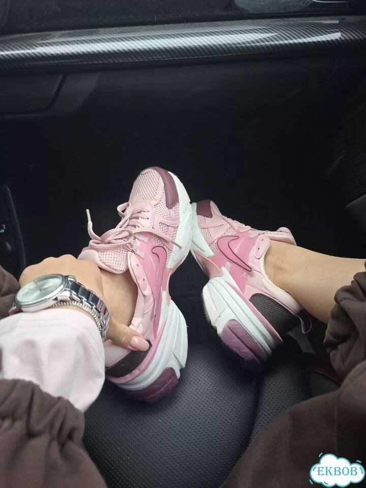 Кроссовки Nike 40-41 размер фото 4