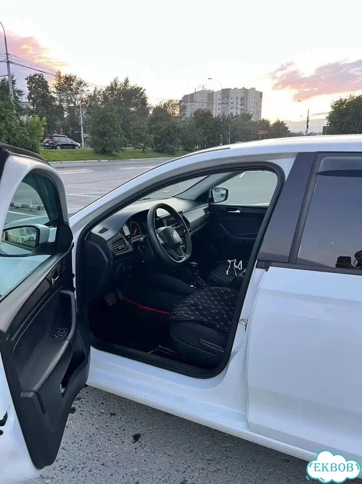 Volkswagen Polo 1.6 AT, 2021, 4 000 км фото 4