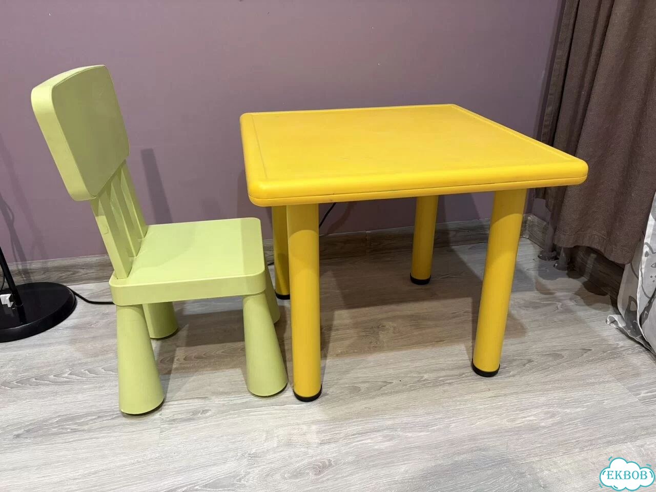 Детский стол и стул IKEA маммут фото 1