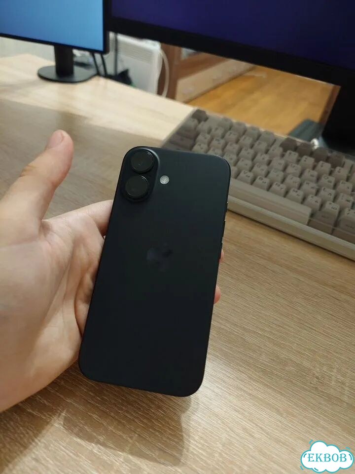 iPhone 16, 128 ГБ, SIM + eSIM фото 2