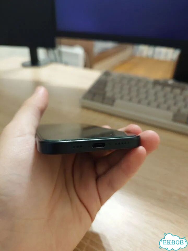 iPhone 16, 128 ГБ, SIM + eSIM фото 5