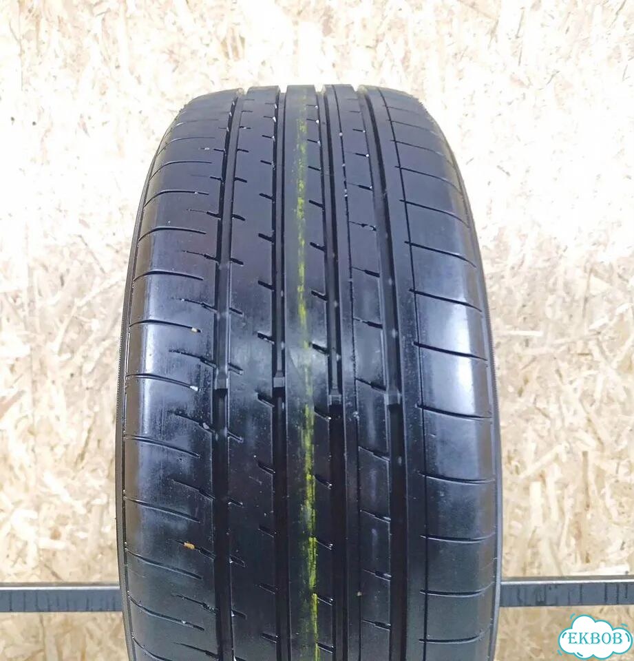 Yokohama BluEarth-XT AE61 235/50 R19 103R фото 2