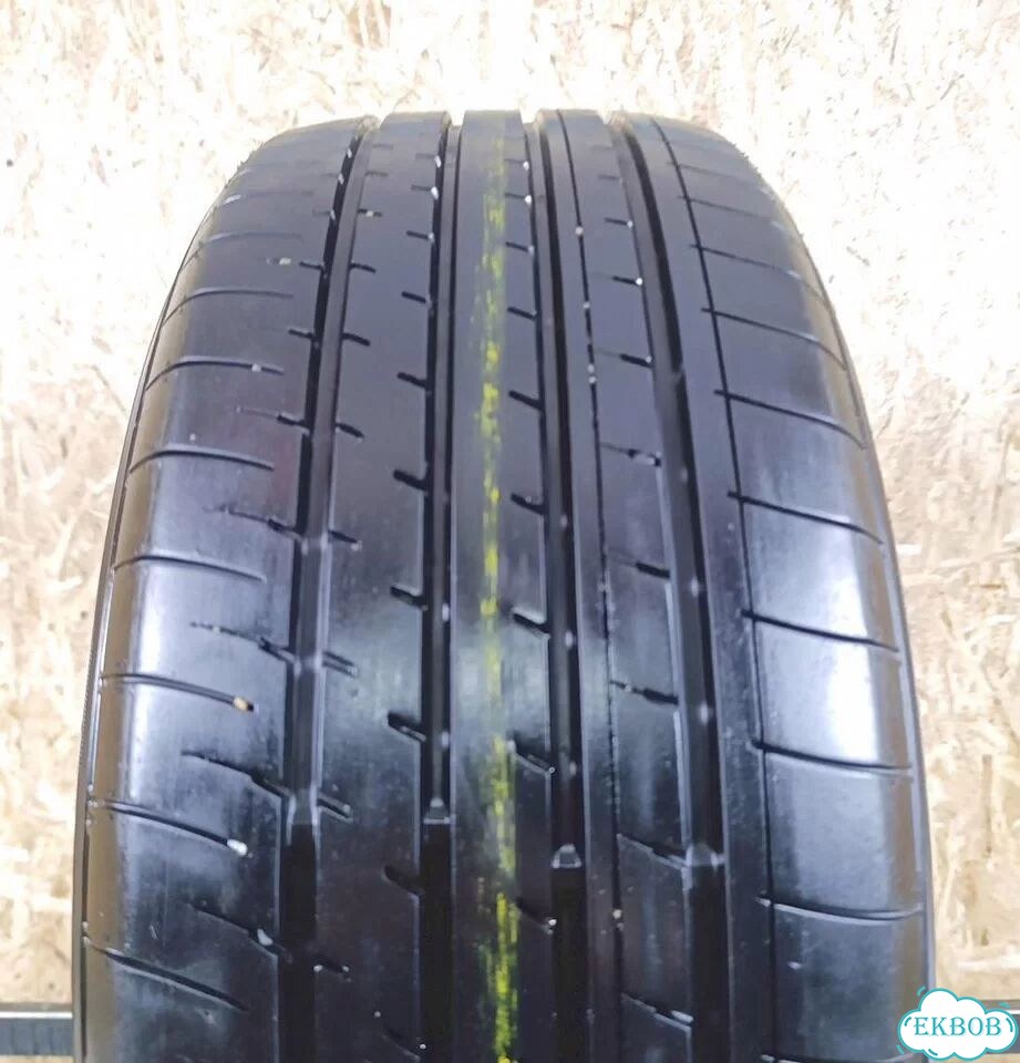 Yokohama BluEarth-XT AE61 235/50 R19 103R фото 3