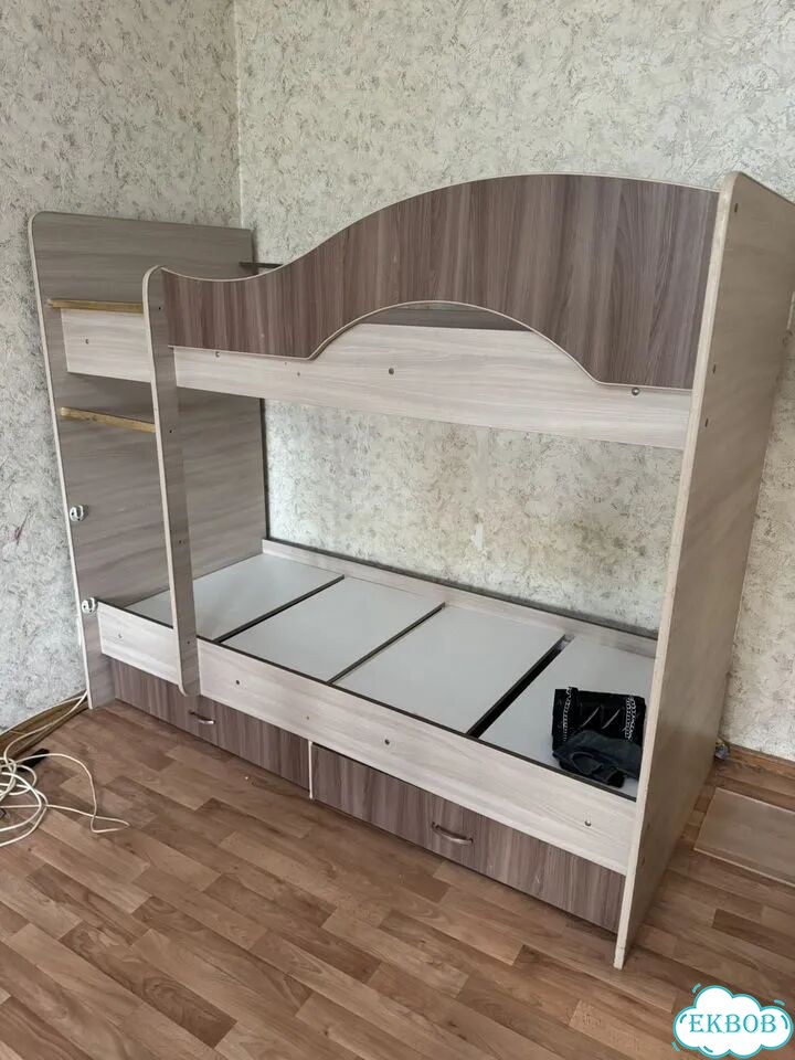 Продам кровать шкаф пенал фото 1