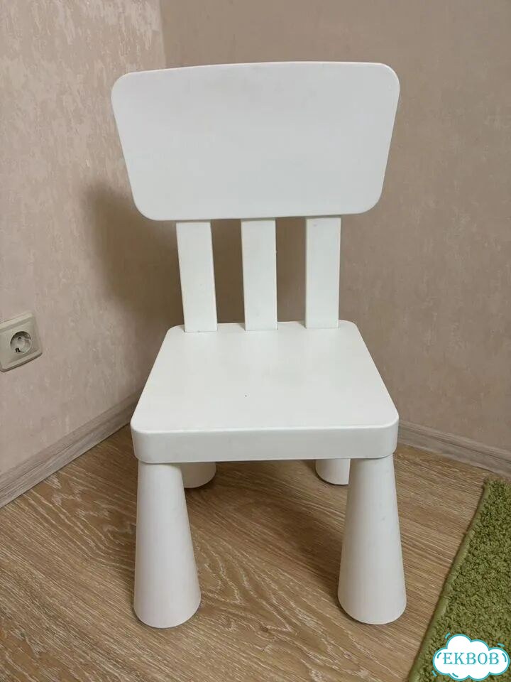 Детский стол и 2 стула IKEA фото 8