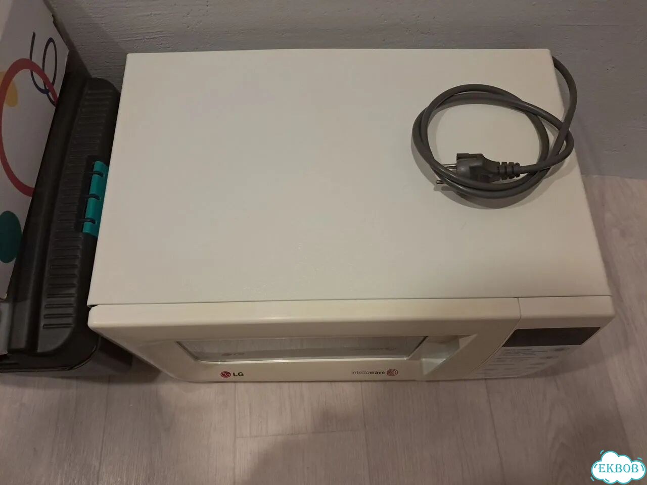 Микроволновка LG ms-2042g фото 3