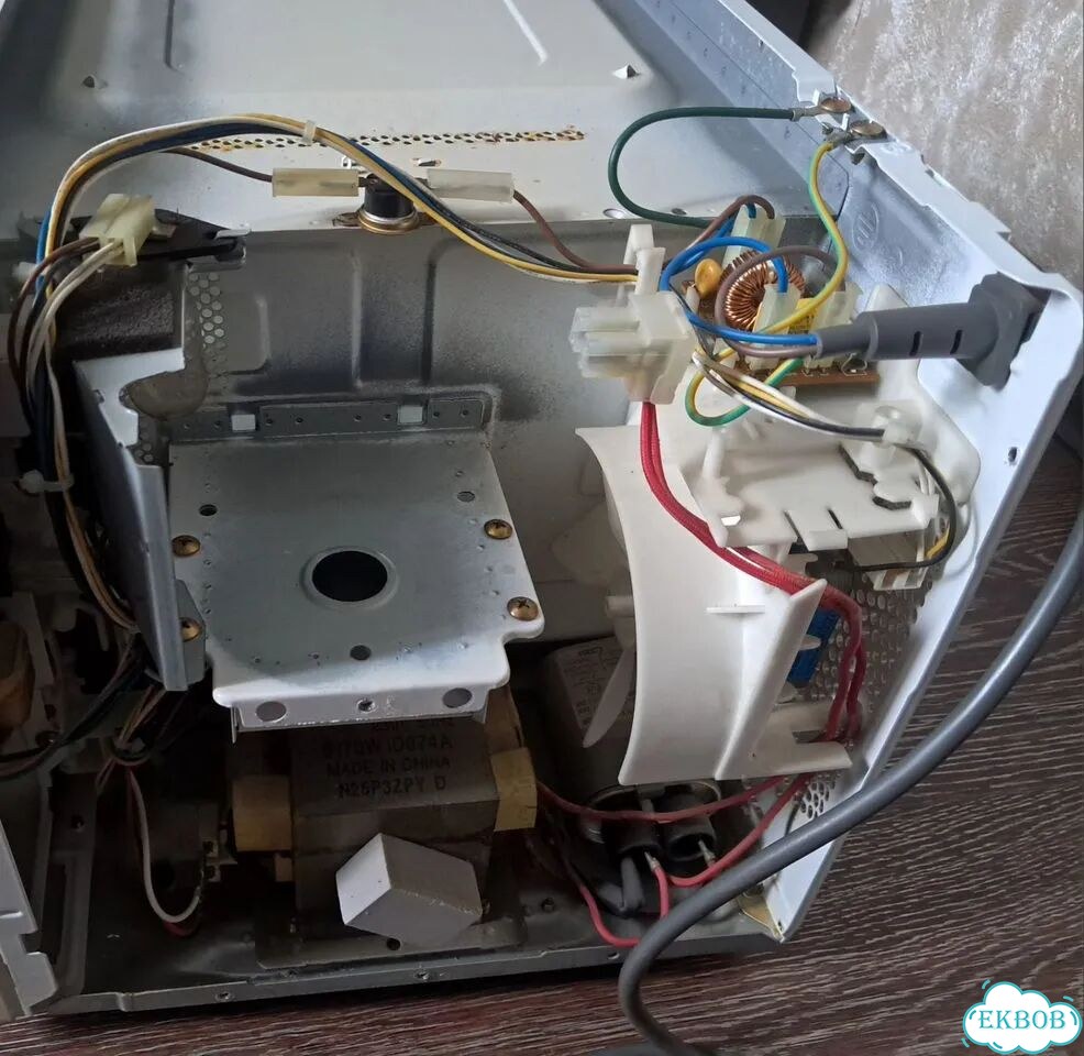 Микроволновка LG ms-2042g фото 4