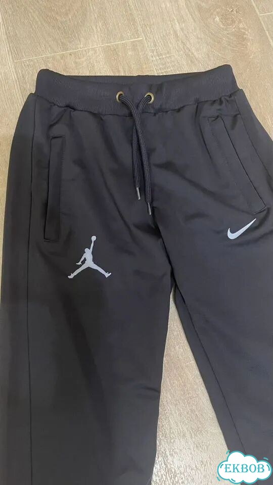 Спортивные штаны nike детские 146-152 фото 2