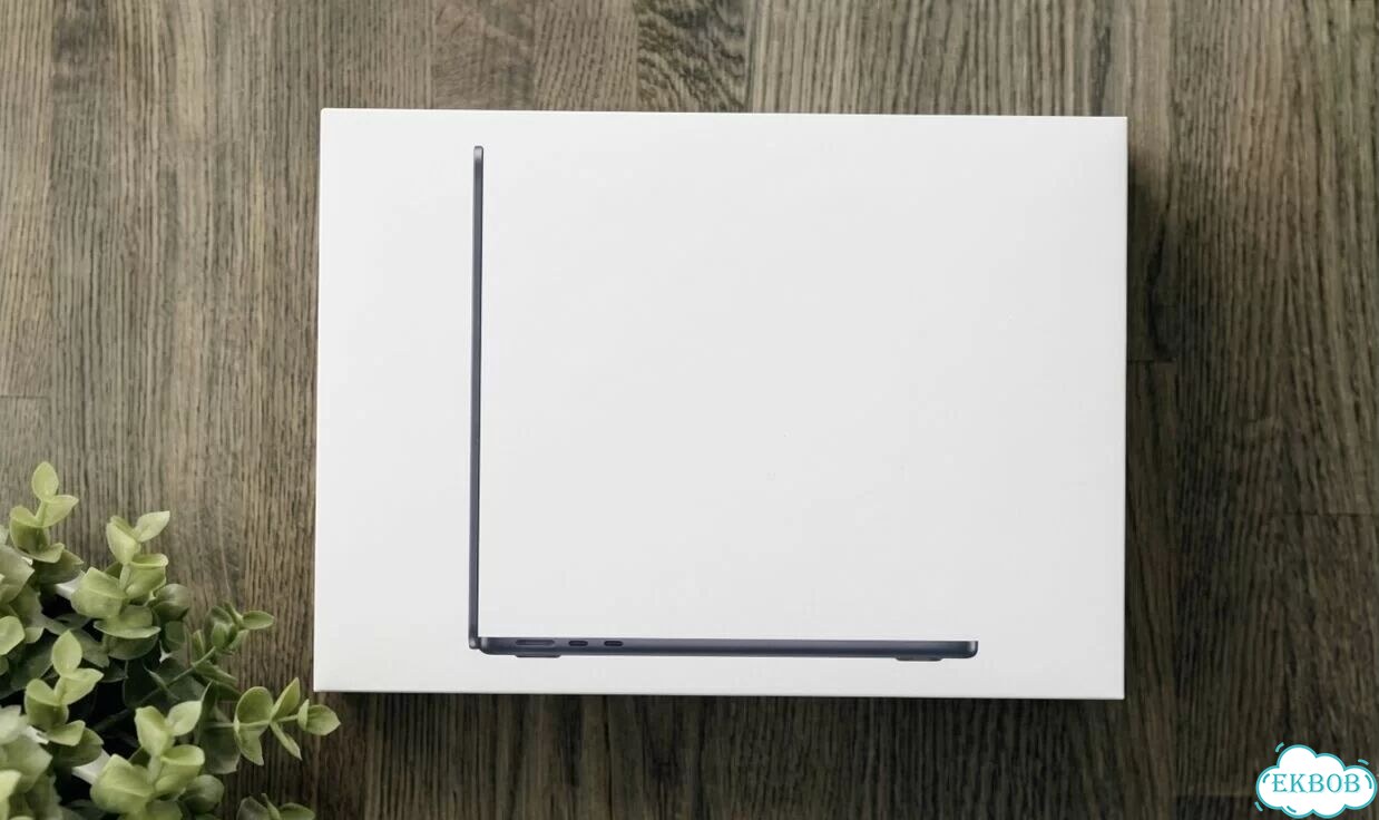 MacBook Air 15 (2026, M5) 24/1024 Midnight 10C 10G фото 1