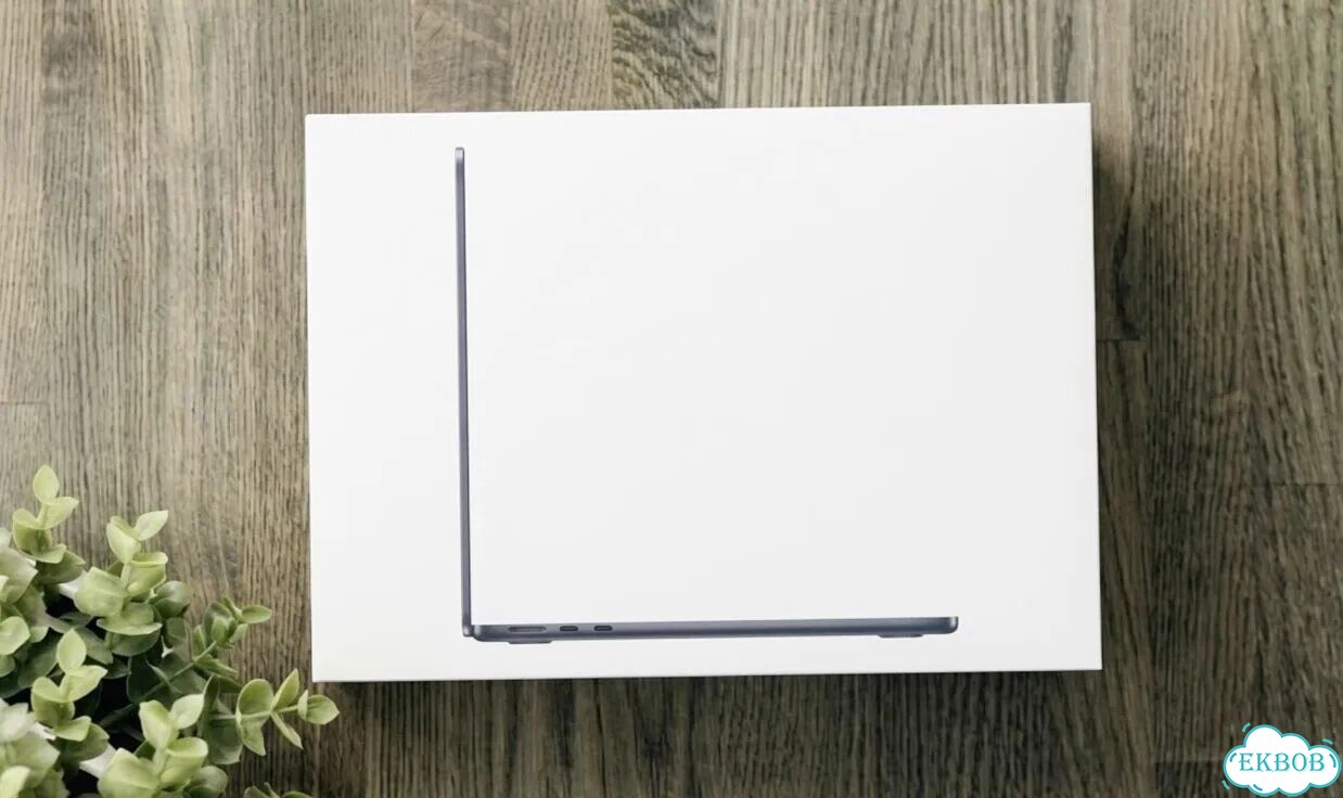 MacBook Air 15 (2025, M4) 16/512 Midnight 10C 10G фото 1