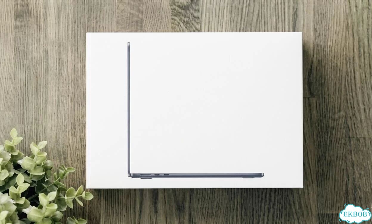 MacBook Air 15 (2025, M4) 16/256 Midnight 10C 10G фото 1
