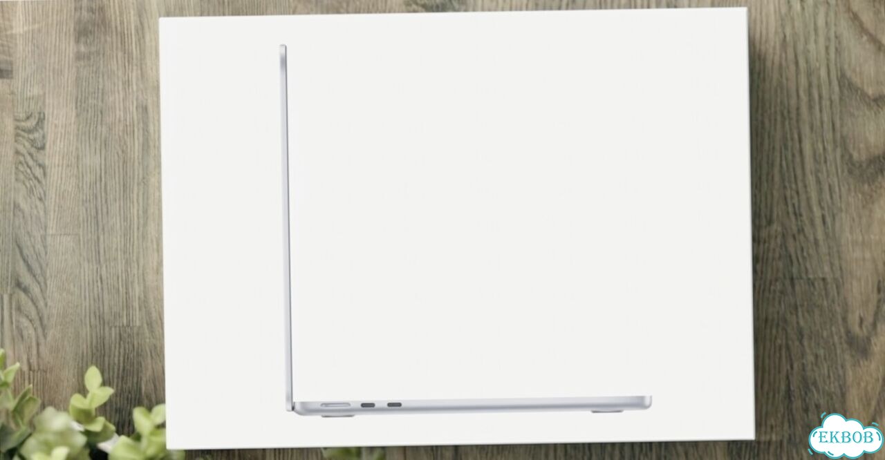 MacBook Air 13 (2025, M4) 16/256 Silver 10C 8G фото 1