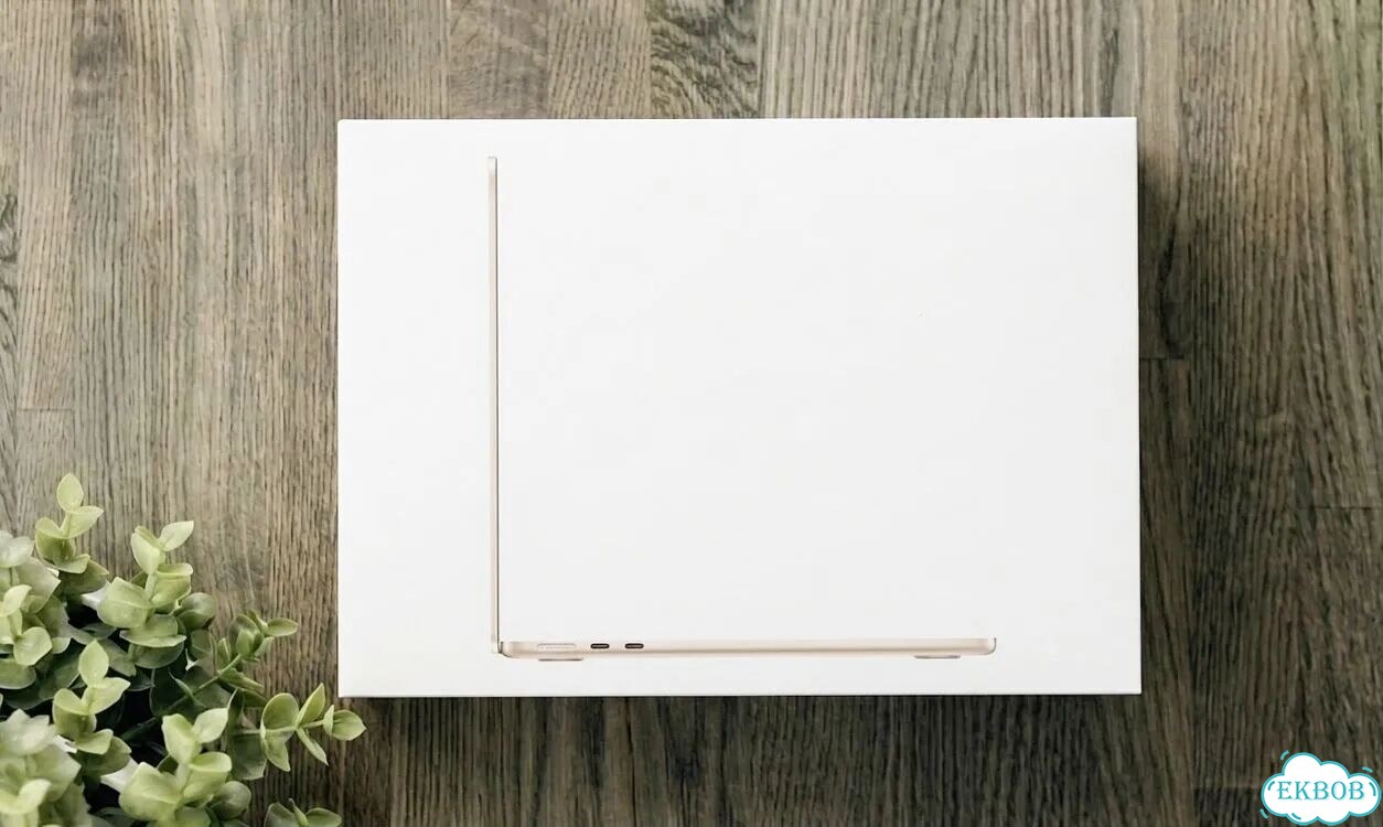 MacBook Air 13 (2025, M4) 16/512 Starlight 10C 8G фото 1